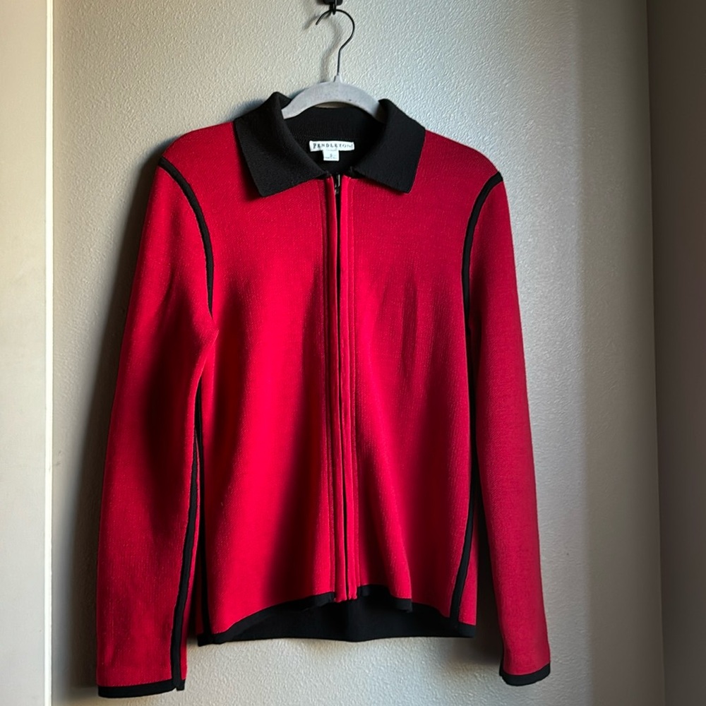 Pendleton Women’s Zip Front Cardigan, Red/Black, Size Small.